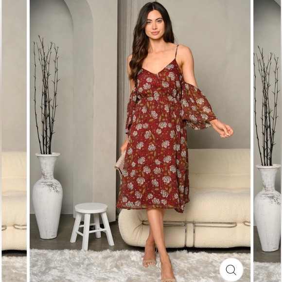 Flying Tomato Dresses & Skirts - Flying Tomato Medium SPAGHETTI STRAP V-NECK OPEN SHOULDER CHIFFON DRESS Medium